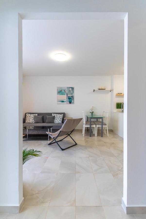 Modern 2-Bedroom Apartment With Stunning View Costa Adeje  Exterior photo